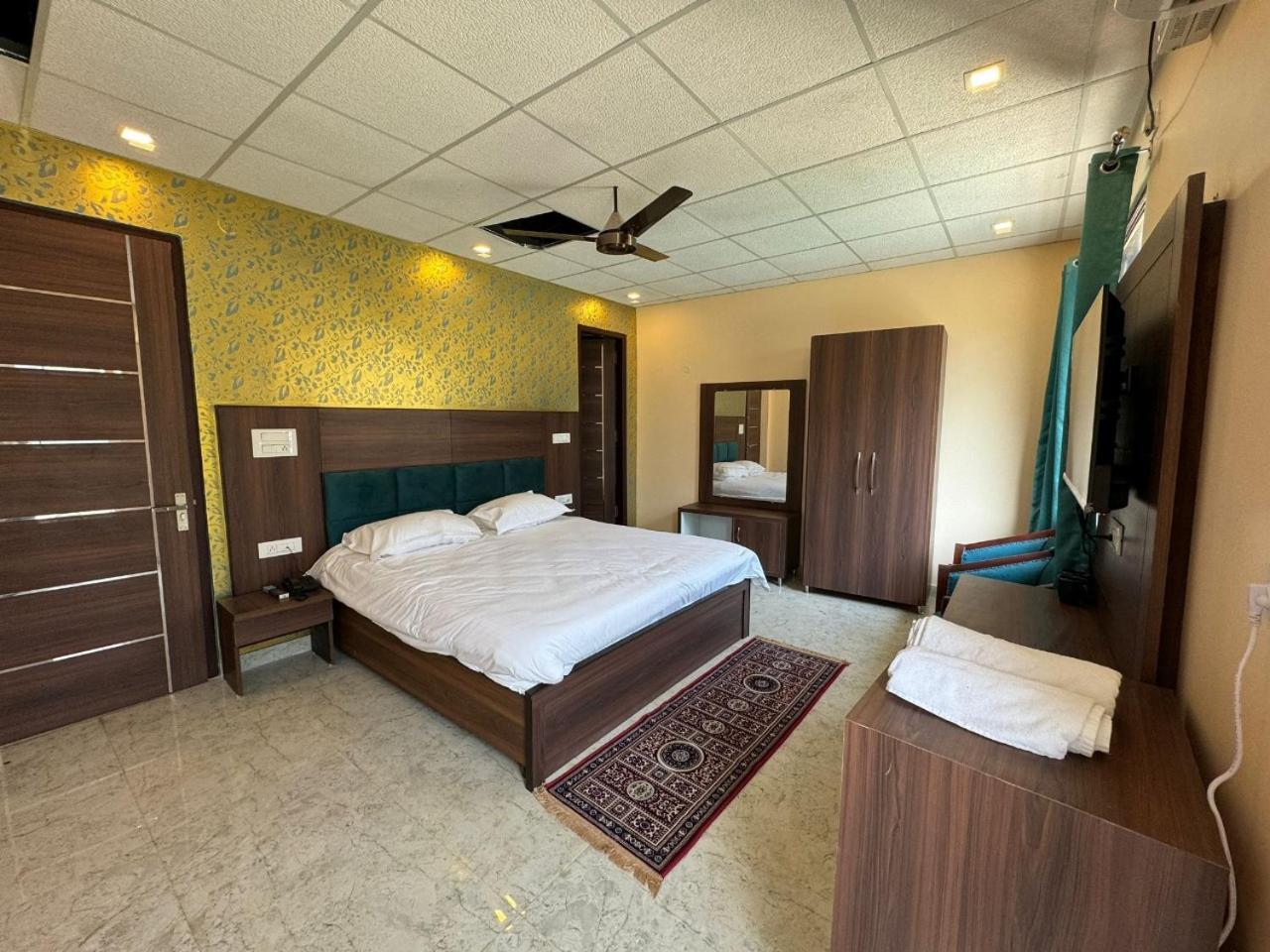 Himalaya Stay ริชิเคช ภายนอก รูปภาพ